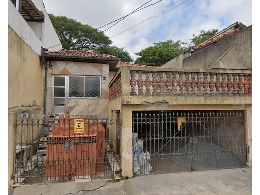 Casa em leilão em São Paulo - SP — Casa à venda em leilão