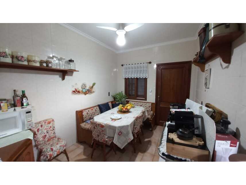 Foto 5 de 17: Casa em leilão em Esteio - RS — Casa à venda em leilão