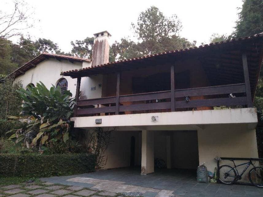 Foto 4 de 21: Casa em leilão em Embu Das Artes - SP — Casa à venda em leilão