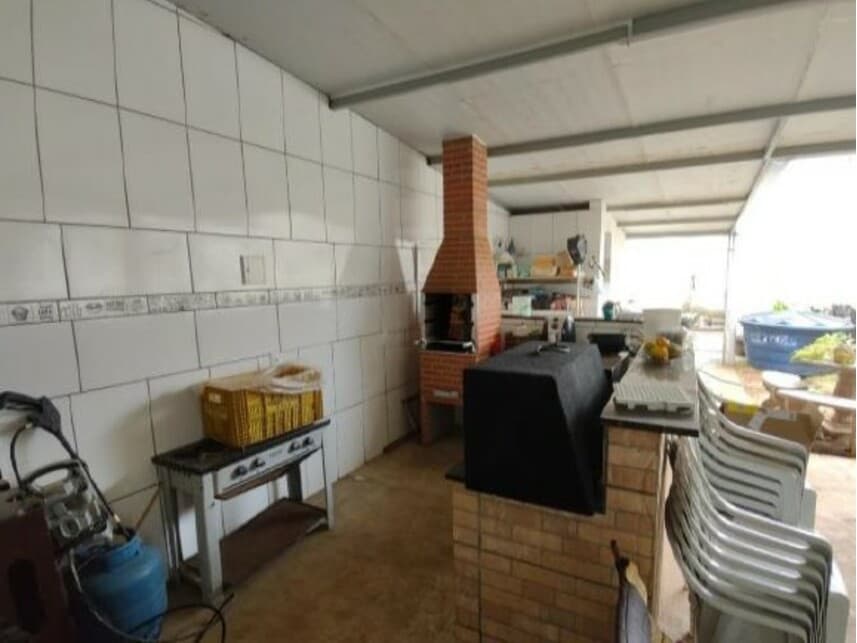 Foto 5 de 11: Casa em leilão em Uberlândia - MG — Casa à venda em leilão