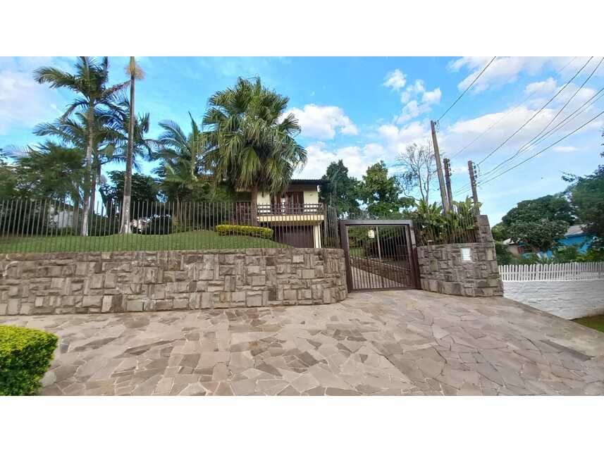 Foto 1 de 17: Casa em leilão em Esteio - RS — Casa à venda em leilão