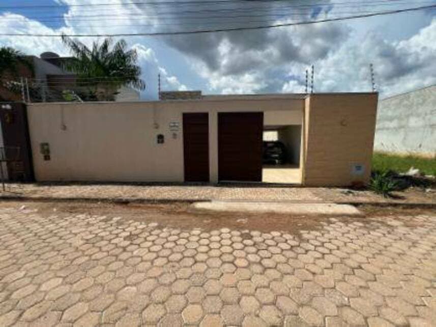 Casa em leilão em Xinguara - PA — Casa à venda em leilão