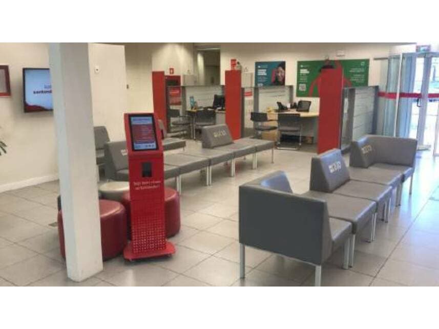Foto 6 de 18: Imóvel em leilão em Vitória - ES — Ex-Agência à venda em leilão