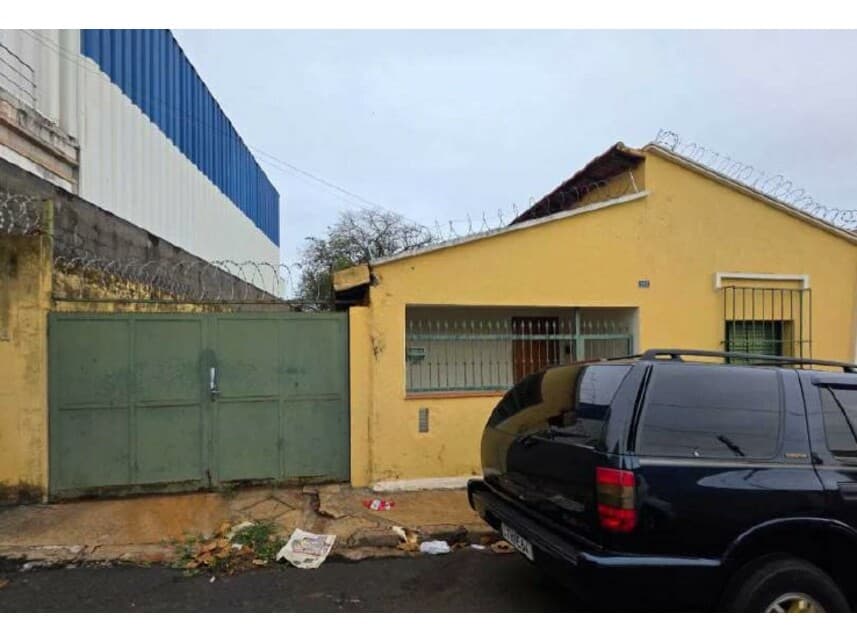Casa em leilão em Ribeirão Preto - SP — Casa à venda em leilão