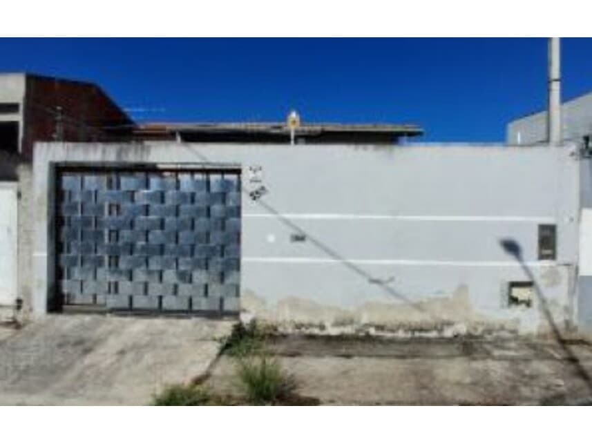 Casa em leilão em Lorena - SP — Casa à venda em leilão