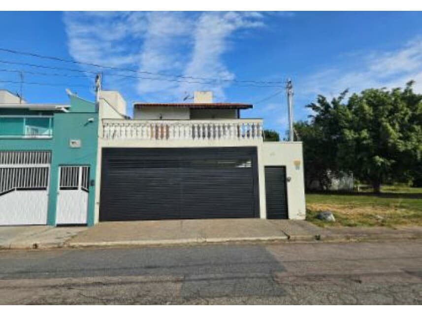 Casa em leilão em Jundiaí - SP — Casa à venda em leilão