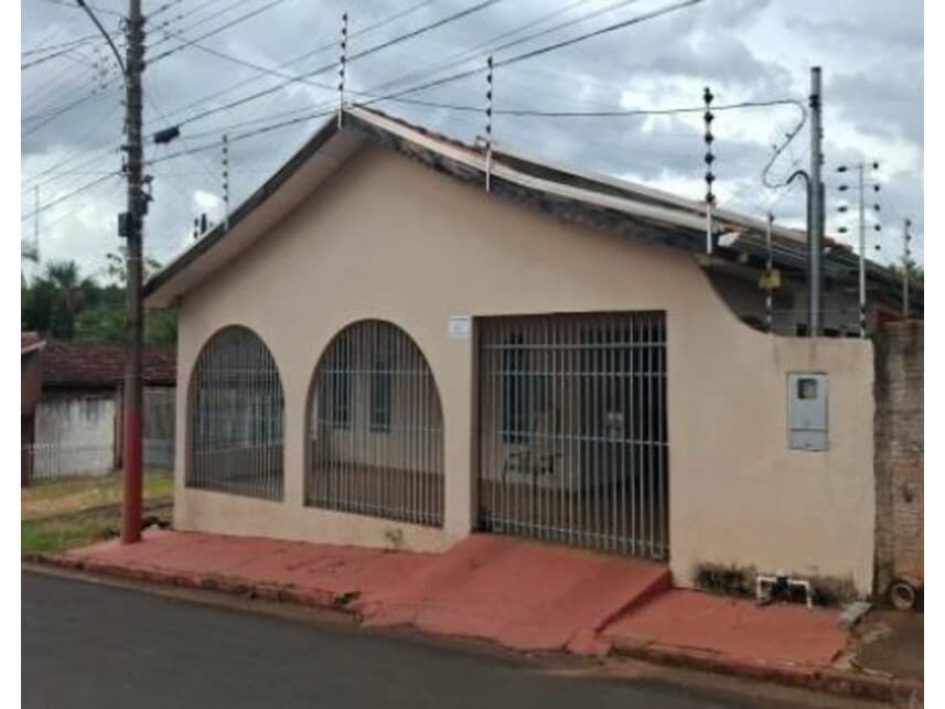 Casa em leilão em Nortelândia - MT — Casa à venda em leilão