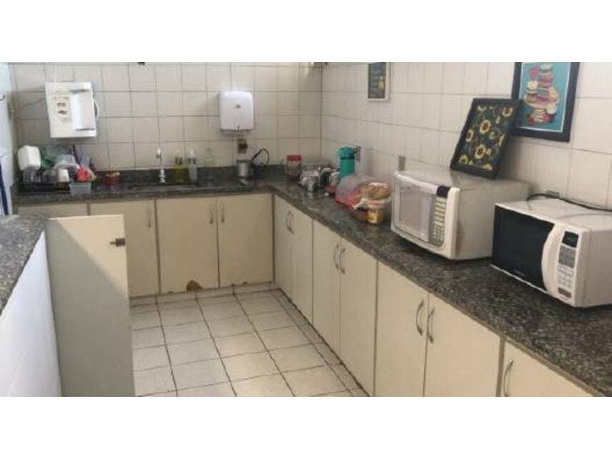 Foto 11 de 18: Imóvel em leilão em Vitória - ES — Ex-Agência à venda em leilão