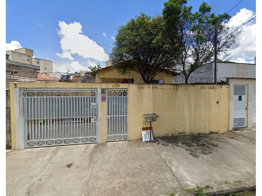 Casa em leilão em Guarulhos - SP — Casa à venda em leilão