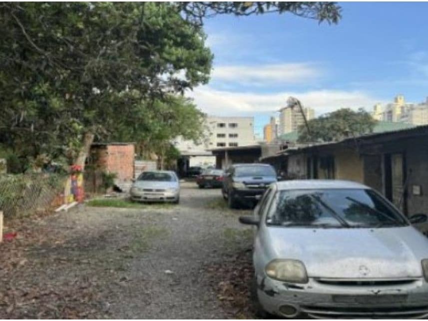 Foto 25 de 25: Terreno em leilão em Criciúma - SC — Terrenos à venda em leilão