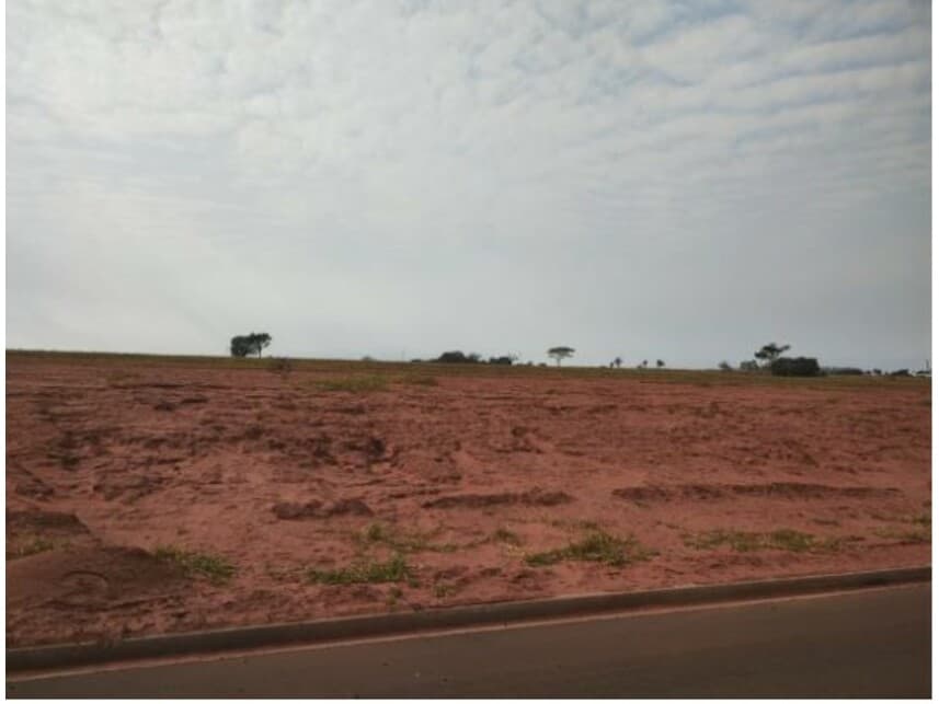 Terreno em leilão em Marília - SP — Terreno à venda em leilão