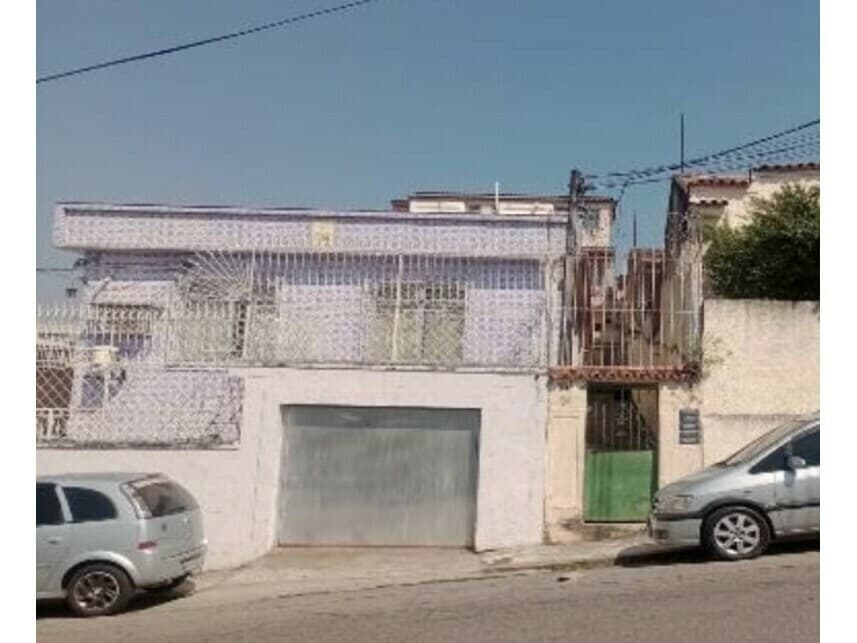 Casa em leilão em Rio De Janeiro - RJ — Casa à venda em leilão