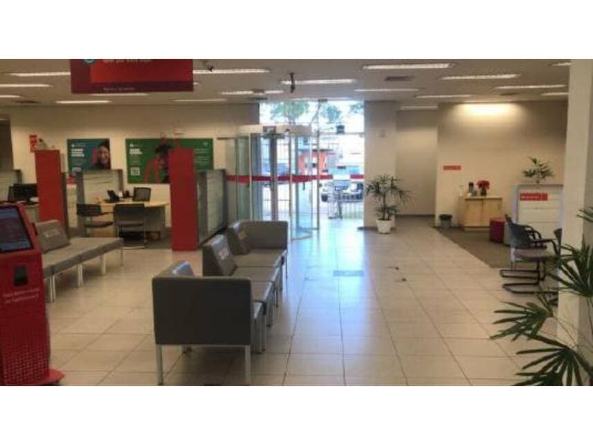 Foto 4 de 18: Imóvel em leilão em Vitória - ES — Ex-Agência à venda em leilão