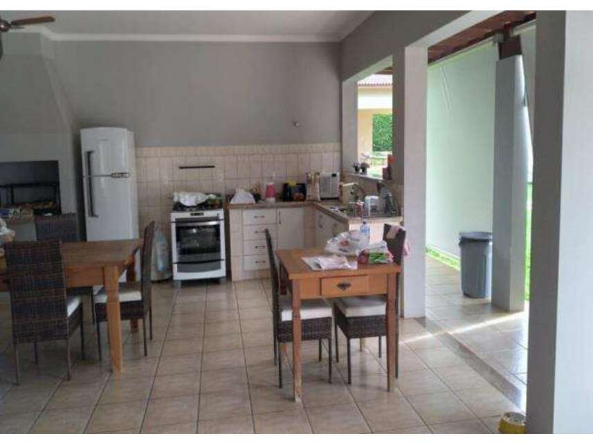 Foto 11 de 15: Casa em leilão em Indaiatuba - SP — Chácara à venda em leilão