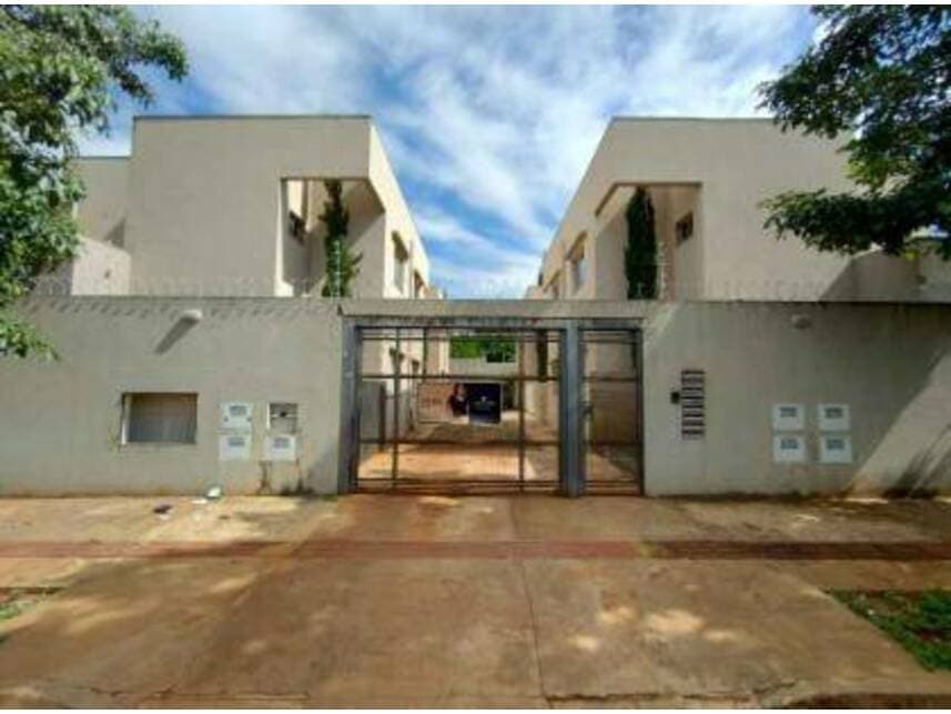 Foto 1 de 11: Casa em leilão em Campo Grande - MS — Casa à venda em leilão