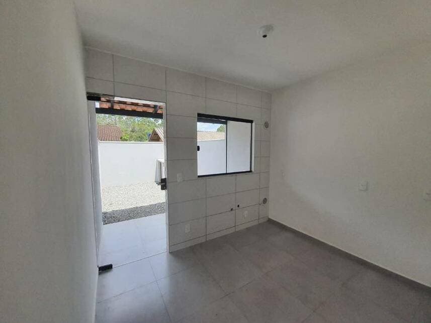 Foto 7 de 14: Casa em leilão em Araquari - SC — Casa à venda em leilão
