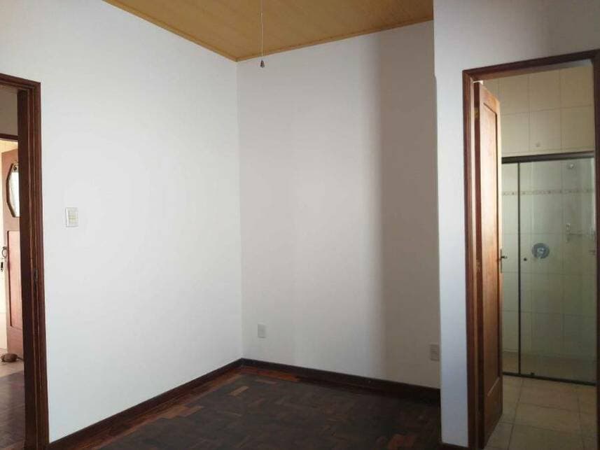 Foto 8 de 14: Casa em leilão em Rio Grande - RS — Casa à venda em leilão