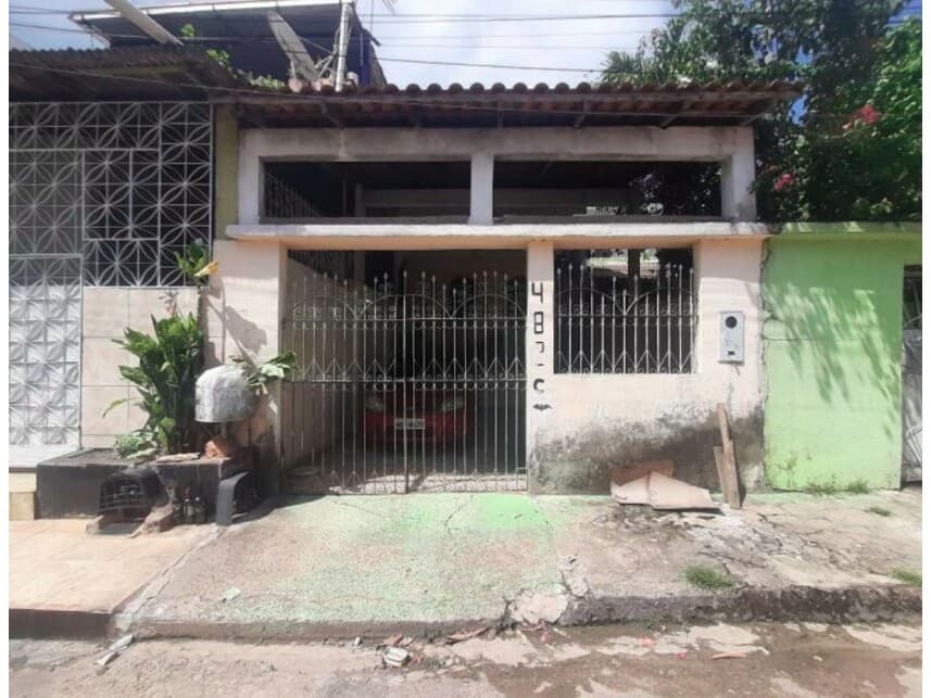 Casa em leilão em Manaus - AM — Casa à venda em leilão