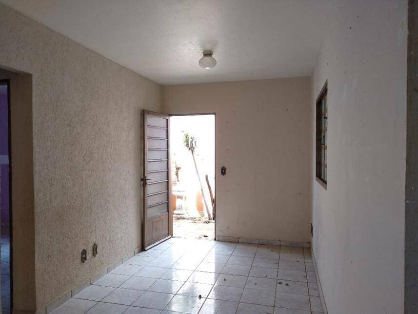 Foto 3 de 11: Casa em leilão em Itirapina - SP — Casa à venda em leilão
