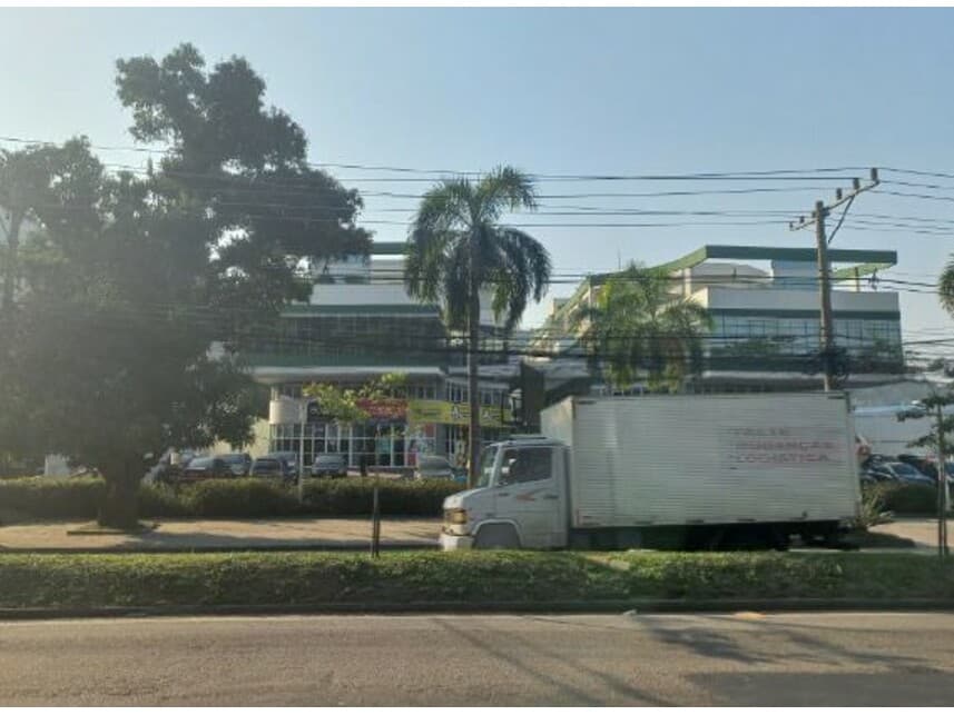 Comercial em leilão em Rio De Janeiro - RJ — Sala Comercial à venda em leilão