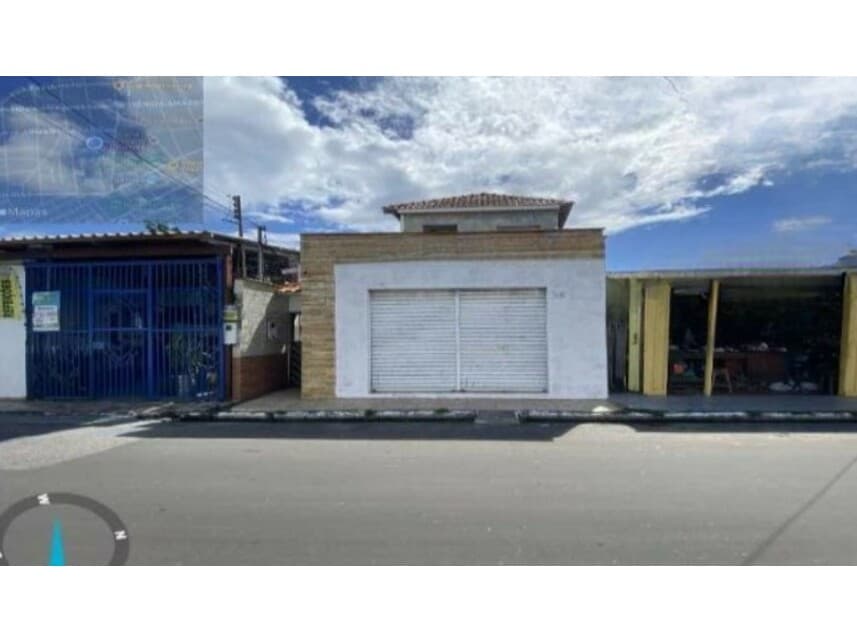 Casa em leilão em Parintins - AM — Casa à venda em leilão