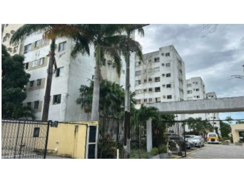 Apartamento em leilão em Paulista - PE — Apartamento à venda em leilão