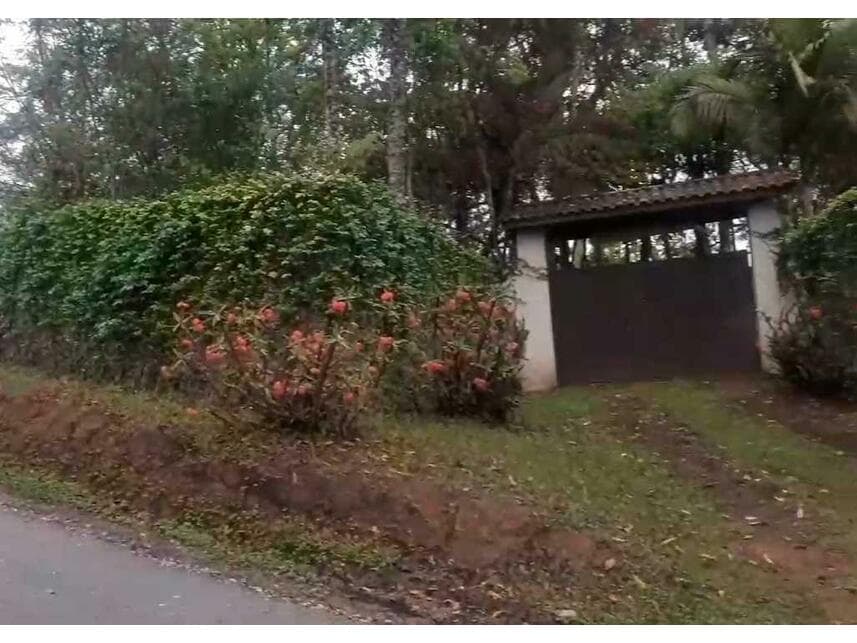 Foto 2 de 3: Casa em leilão em São Paulo - SP — Chácara à venda em leilão
