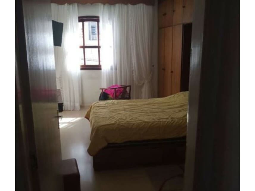 Foto 11 de 19: Casa em leilão em São Paulo - SP — Sobrado à venda em leilão