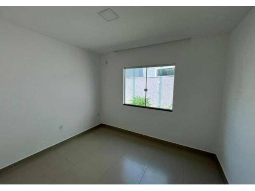 Foto 17 de 22: Casa em leilão em Maricá - RJ — Casa à venda em leilão
