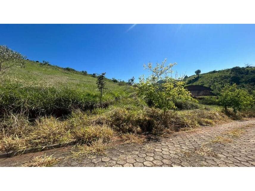 Foto 1 de 5: Terreno em leilão em Itamonte - MG — Terreno à venda em leilão