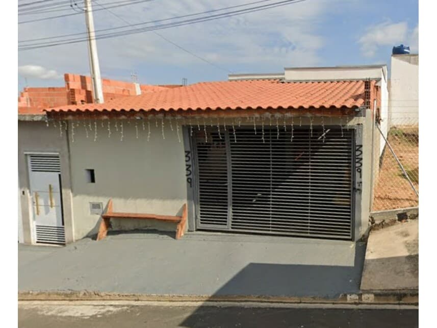 Casa em leilão em Salto - SP — Casa à venda em leilão