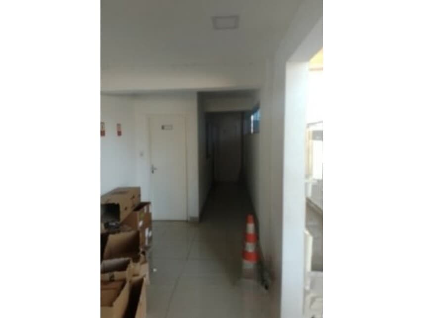 Foto 11 de 16: Terreno em leilão em São José Dos Campos - SP — Terreno c/Benfeitorias à venda em leilão