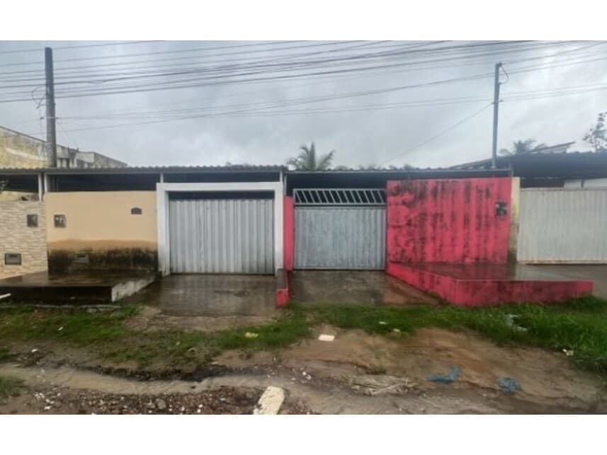 Casa em leilão em Bayeux - PB — Casa à venda em leilão