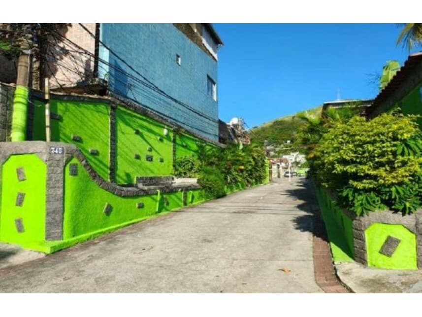 Casa em leilão em Rio De Janeiro - RJ — Casa à venda em leilão