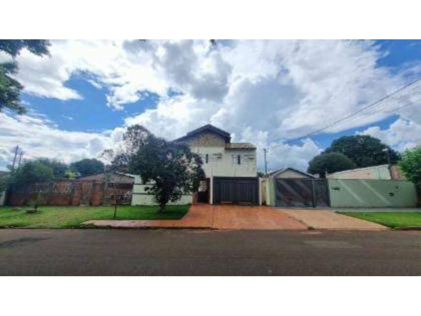 Casa em leilão em Campo Grande - MS — Casa à venda em leilão