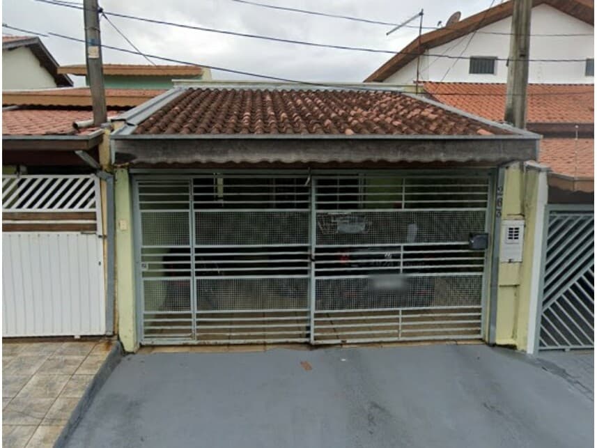 Casa em leilão em Taubaté - SP — Casa à venda em leilão