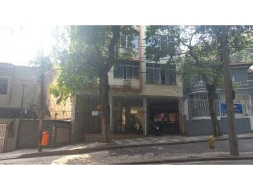 Apartamento em leilão em Rio De Janeiro - RJ — Apartamento à venda em leilão