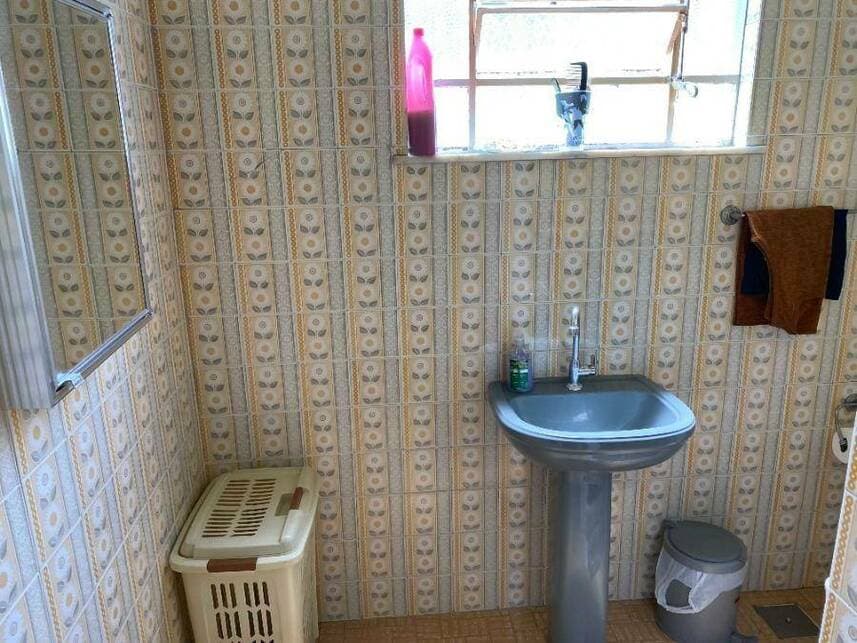 Foto 8 de 10: Casa em leilão em Rio De Janeiro - RJ — Casa à venda em leilão