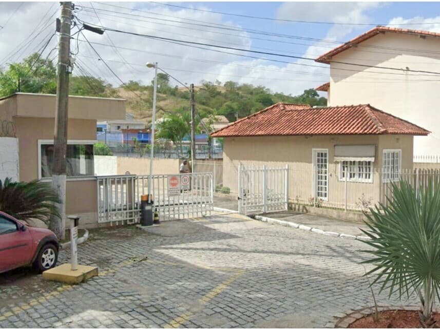 Casa em leilão em São Gonçalo - RJ — Casa à venda em leilão