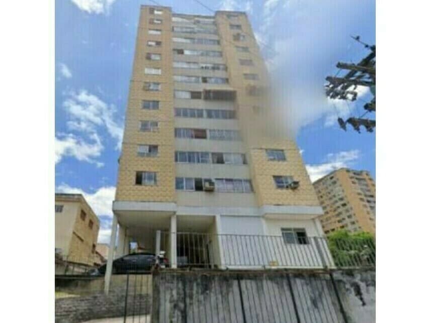 Apartamento em leilão em Niterói - RJ — Apartamento à venda em leilão