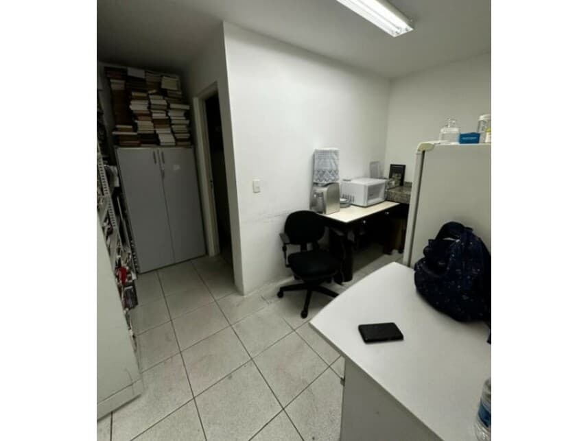 Foto 4 de 10: Comercial em leilão em São Paulo - SP — Prédio Comercial à venda em leilão