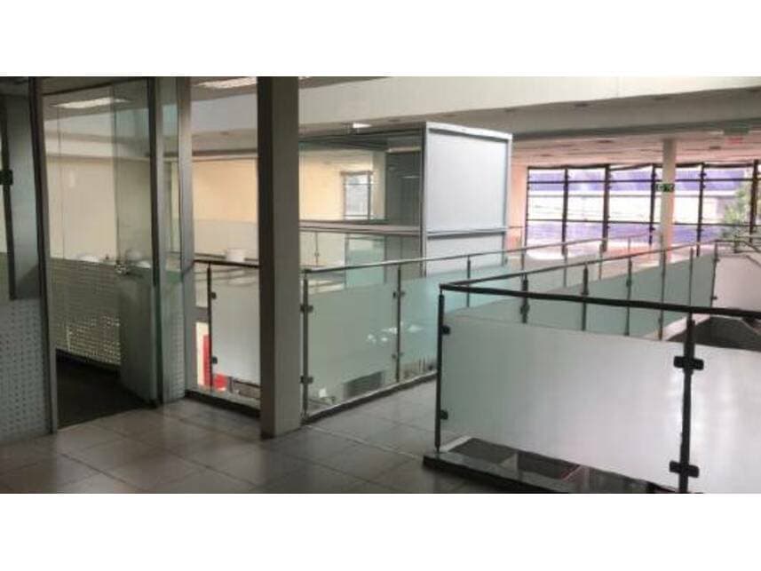 Foto 13 de 18: Imóvel em leilão em Vitória - ES — Ex-Agência à venda em leilão