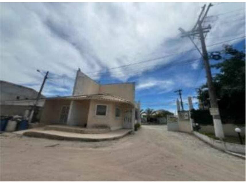Casa em leilão em Itaboraí - RJ — Casa à venda em leilão