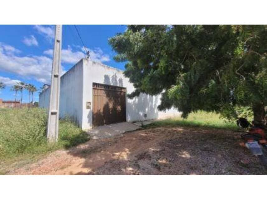 Foto 1 de 18: Comercial em leilão em Apodi - RN — Galpão à venda em leilão