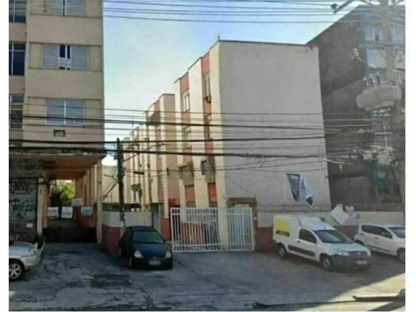 Apartamento em leilão em Rio De Janeiro - RJ — Apartamento à venda em leilão