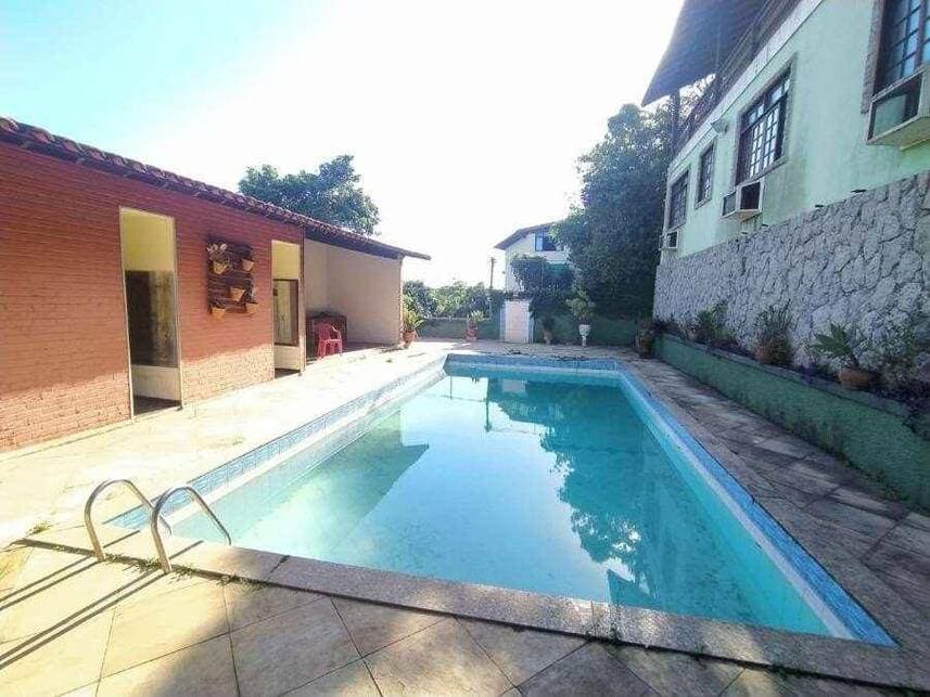 Foto 33 de 37: Casa em leilão em Niterói - RJ — Casa à venda em leilão