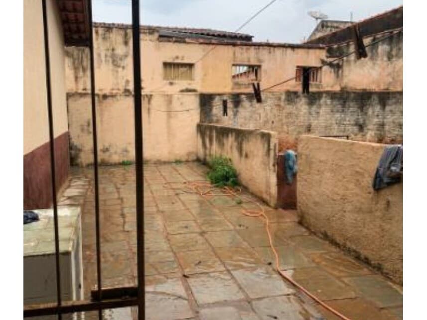 Foto 17 de 17: Casa em leilão em Itumbiara - GO — Casa à venda em leilão