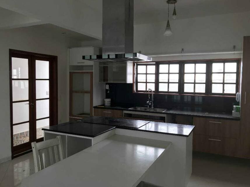 Foto 8 de 15: Casa em leilão em Rio De Janeiro - RJ — Casa à venda em leilão