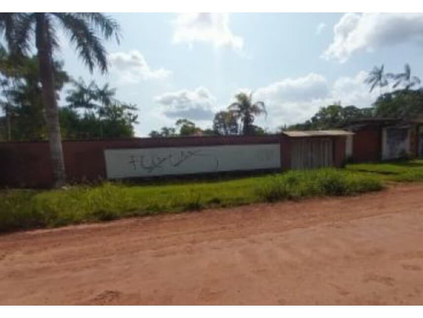 Casa em leilão em Benevides - PA — Casa à venda em leilão