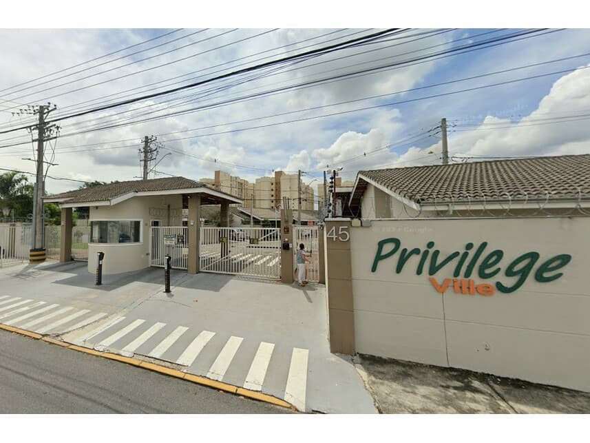 Foto 1 de 3: Casa em leilão em Taubaté - SP — Casa à venda em leilão
